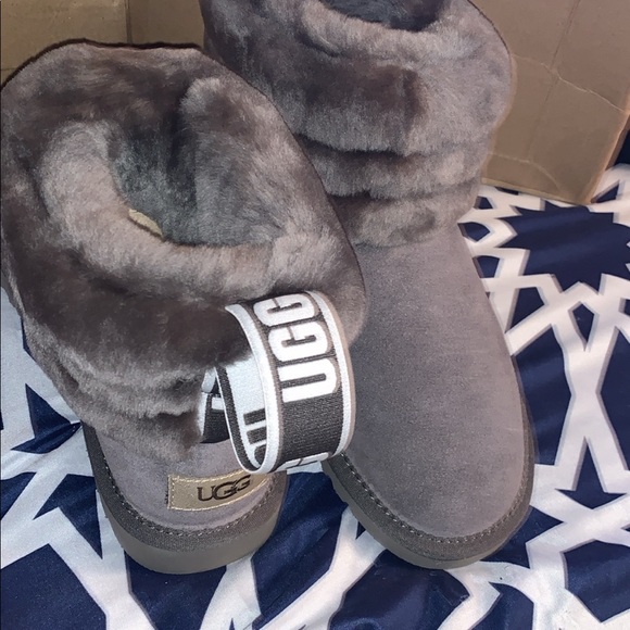 ugg boots at famous footwear